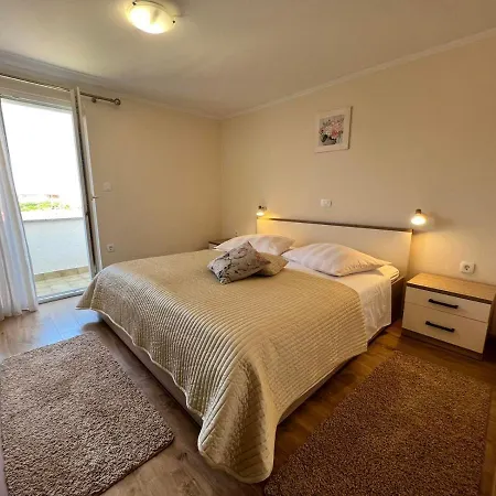 Haus Zdenka Apartman *