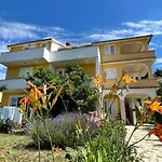Haus Zdenka شقة راب